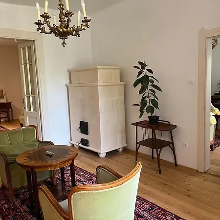 Romantic Old Mansion At Lake Balaton Ferienhaus *