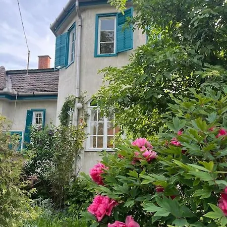 Ferienhaus Romantic Old Mansion At Lake Balaton Balatonalmádi